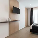 Lägenhetshotell Plaza De La Luz 4*