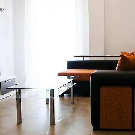 Aparthotel Plaza De La Luz Cadice